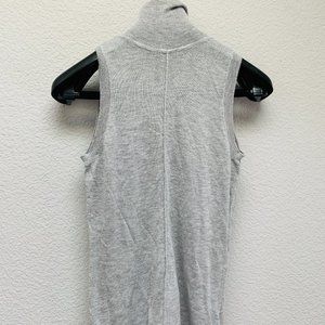 Guess turtle neck sleeveless shirt